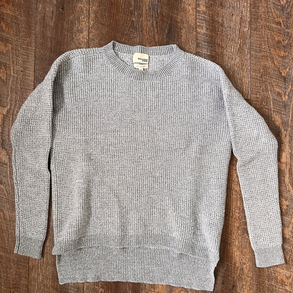 Wilfred Heather Gray Crewneck Sweater
